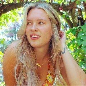 Meet your Posher, Andrea